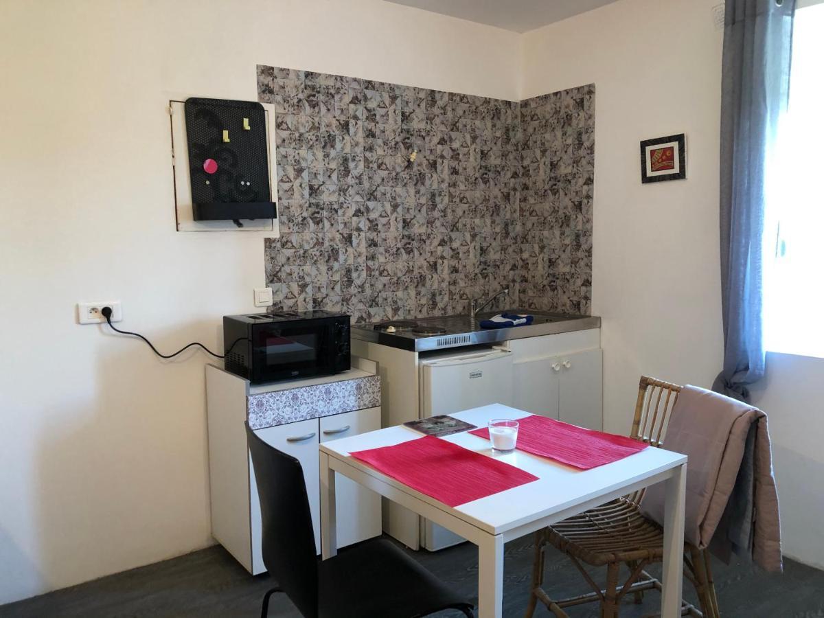 Studio 20 Min De La Mer Ideal Pour Les Deplacements Professionnels Plouaret Ngoại thất bức ảnh